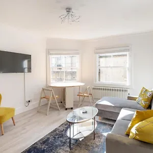 Flat In Centre Apartment